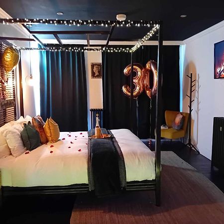 The Penny Black Apartment With Indoor Hot Tub Slamannan Exteriör bild